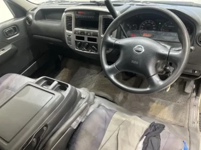 Nissan CARAVAN VAN