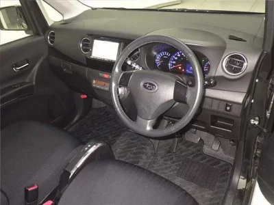 Subaru LUCRA