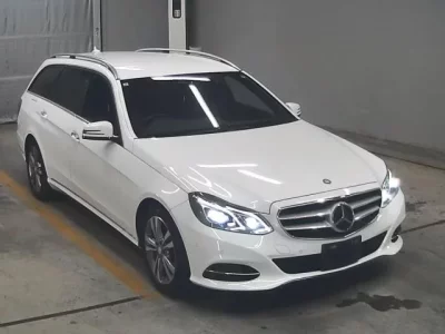 Mercedes-Benz E CLASS WAGON