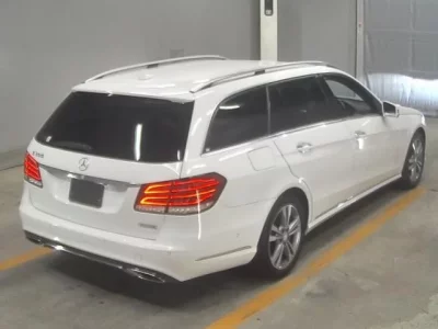 Mercedes-Benz E CLASS WAGON