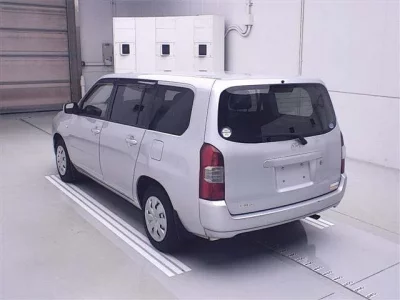 Toyota SUCCEED
