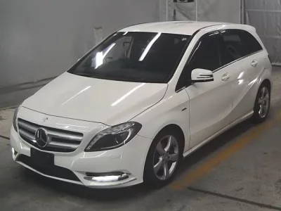 Mercedes-Benz B CLASS