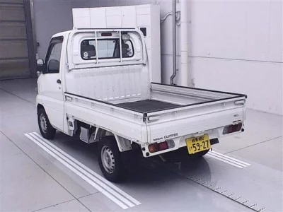 Nissan CLIPPER TRUCK