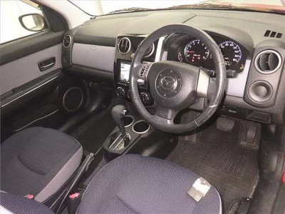 Mazda VERISA