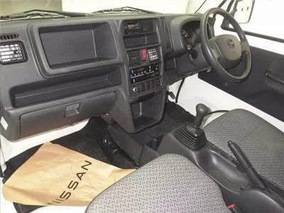 Nissan CLIPPER TRUCK
