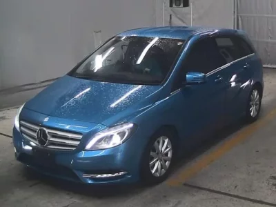 Mercedes-Benz B CLASS