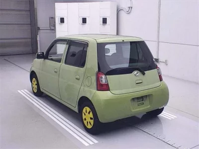 Daihatsu Esse