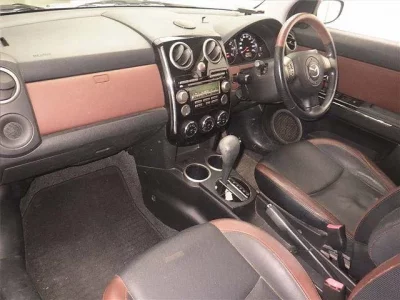 Mazda VERISA