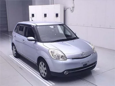 Mazda VERISA
