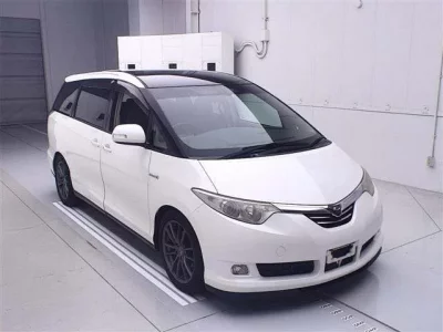 Toyota ESTIMA HYBRID