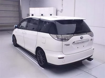 Toyota ESTIMA HYBRID