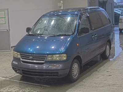 Nissan LARGO
