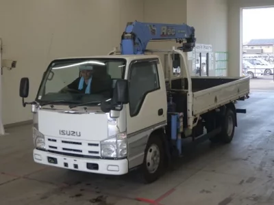 Isuzu ELF