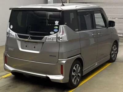 Mitsubishi DELICA D2