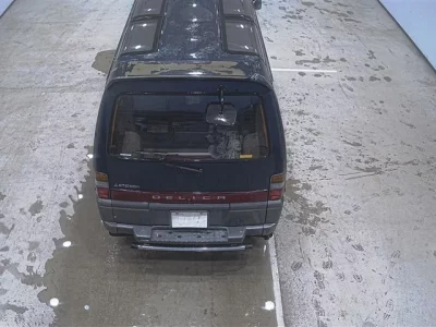 Mitsubishi DELICA WAGON