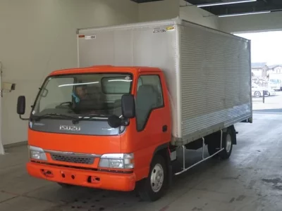 Isuzu ELF