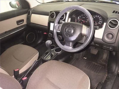 Mazda VERISA