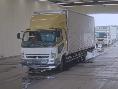 Mitsubishi FUSO FIGHTER