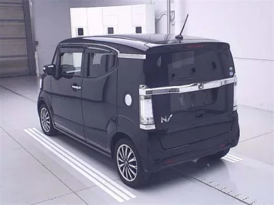 Honda N BOX SLASH
