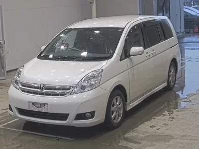 Toyota ISIS