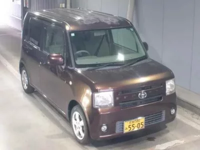 Toyota PIXIS SPACE