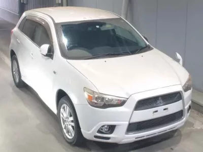 Mitsubishi RVR