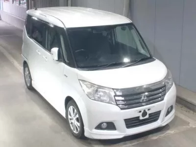Mitsubishi DELICA D2
