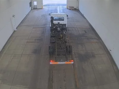 Nissan TRUCK