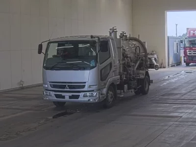 Mitsubishi FUSO FIGHTER