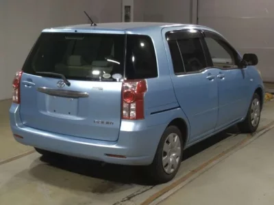 Toyota RAUM