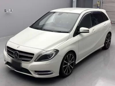 Mercedes-Benz B CLASS
