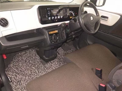 Suzuki MRWAGON