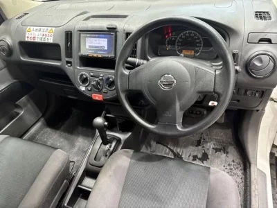 Nissan AD