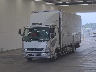 Mitsubishi FUSO FIGHTER