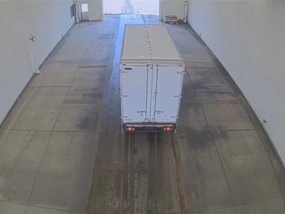 Nissan TRUCK