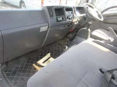 Mazda TITAN
