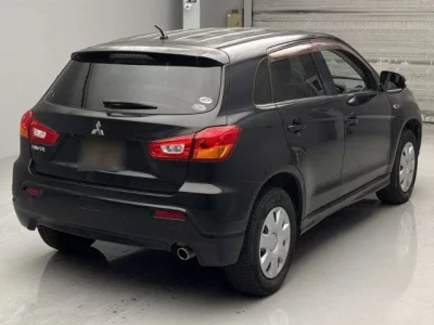 Mitsubishi RVR