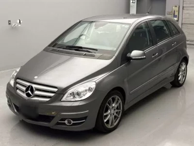Mercedes-Benz B CLASS