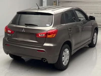 Mitsubishi RVR