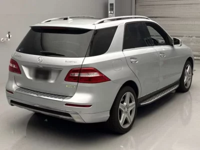 Mercedes-Benz ML CLASS