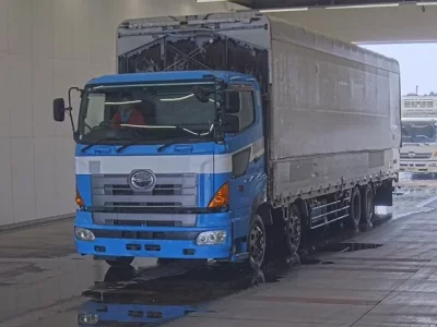 Hino PROFIA