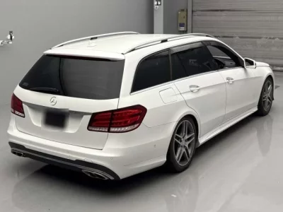 Mercedes-Benz E CLASS WAGON