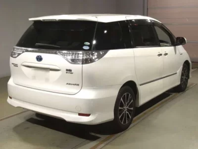 Toyota ESTIMA HYBRID