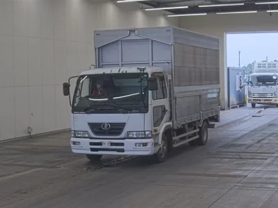 Nissan CONDOR