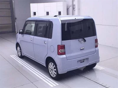 Toyota PIXIS SPACE