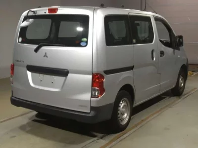 Mitsubishi DELICA