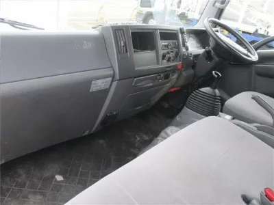 Mazda TITAN