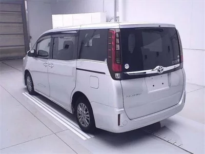 Toyota ESQUIRE