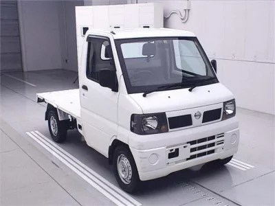 Nissan CLIPPER TRUCK