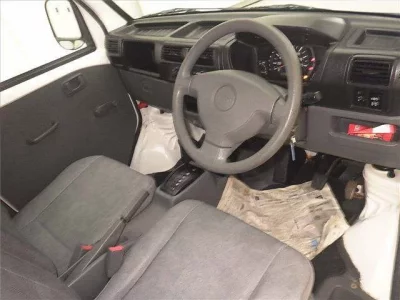 Nissan CLIPPER TRUCK